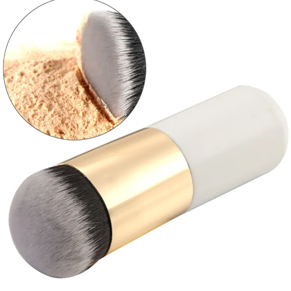 Flat liquid foundation brush